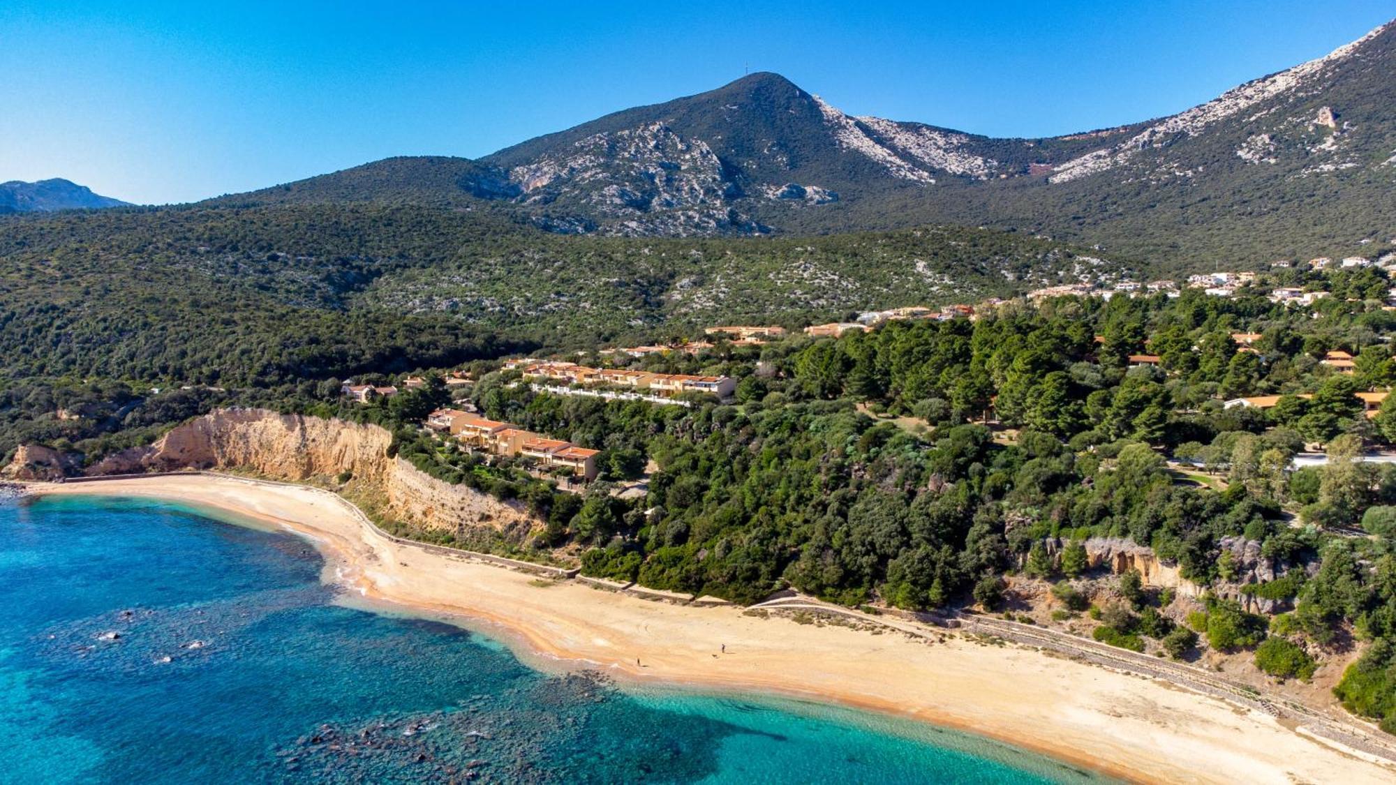 Mama House Con Vista Mare Apartment Cala Gonone Exterior photo